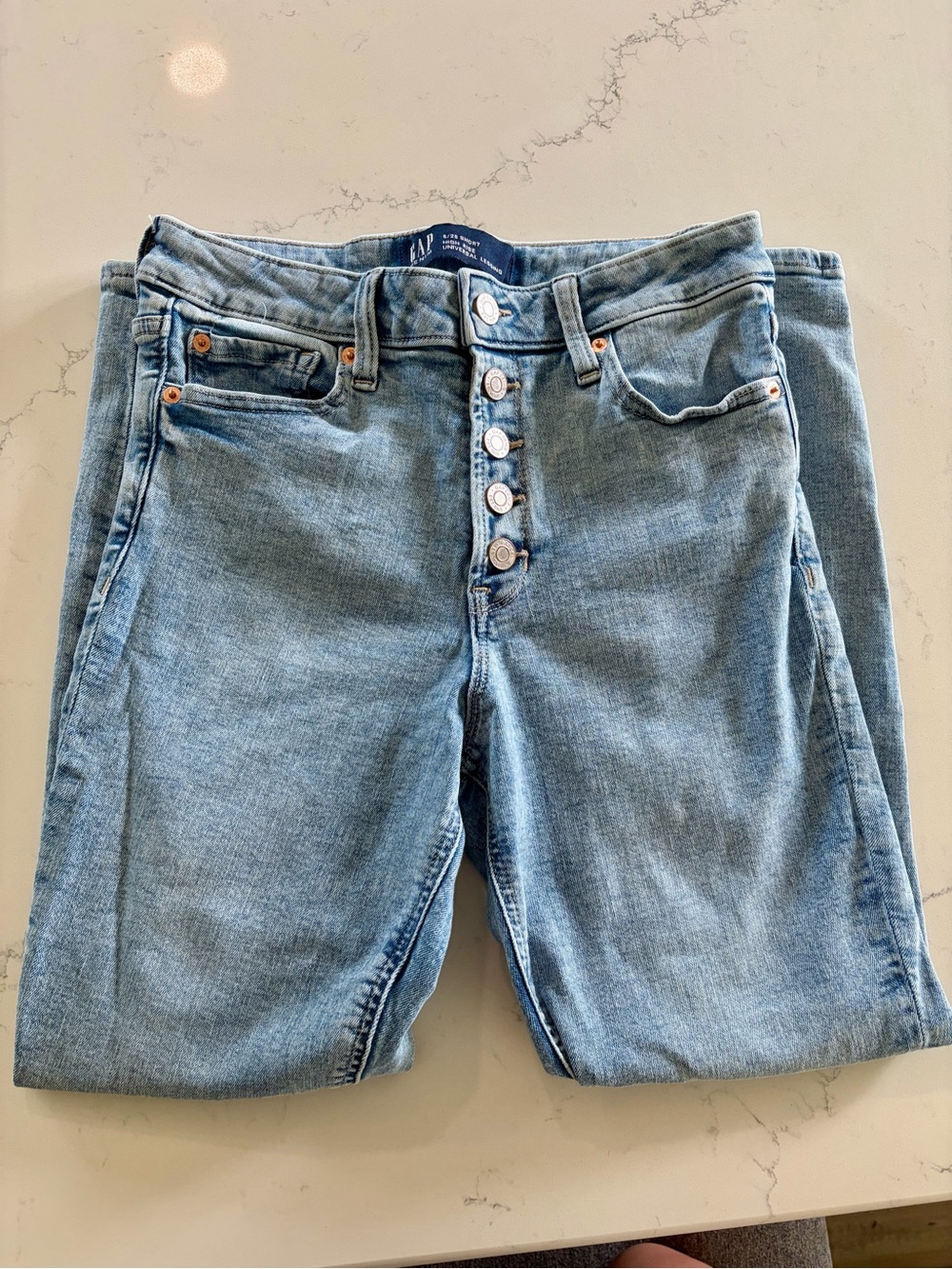 GAP Light Wash High Rise Universal Legging Slim Denim Jeans - Women’s 6/28
